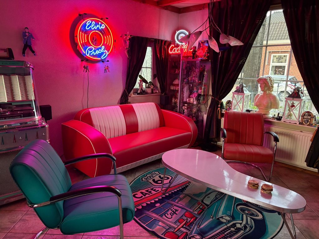 Retro en vintage meubels Dinerbank